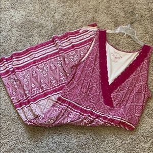 Maroon and cream dress size M.